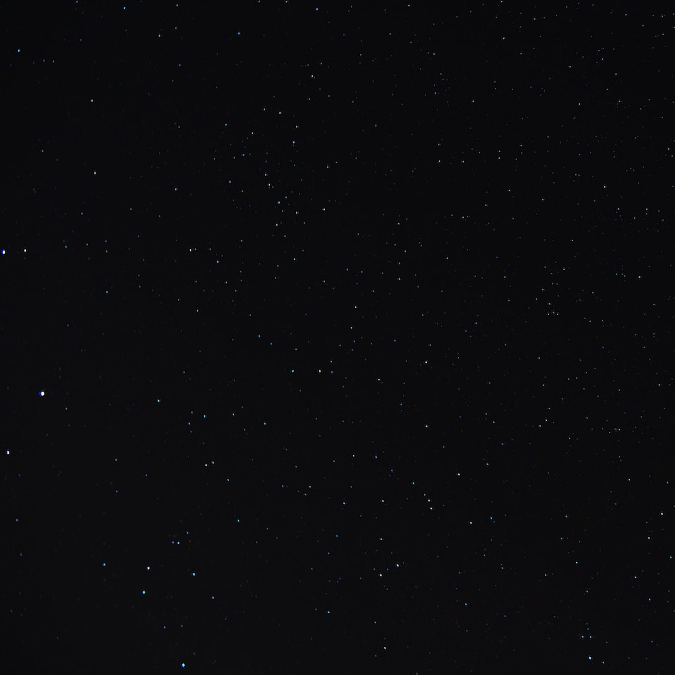 Black Hair Heater - obrazek 1