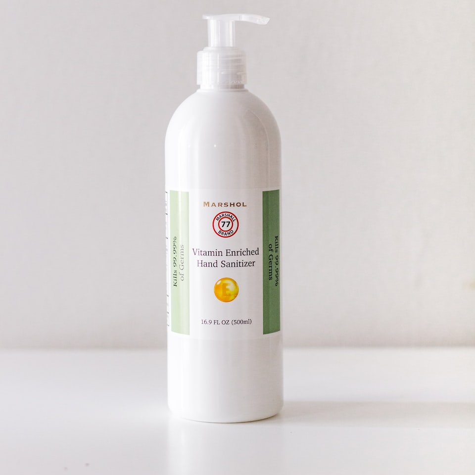 Plastic Lotion Car - obrazek 1