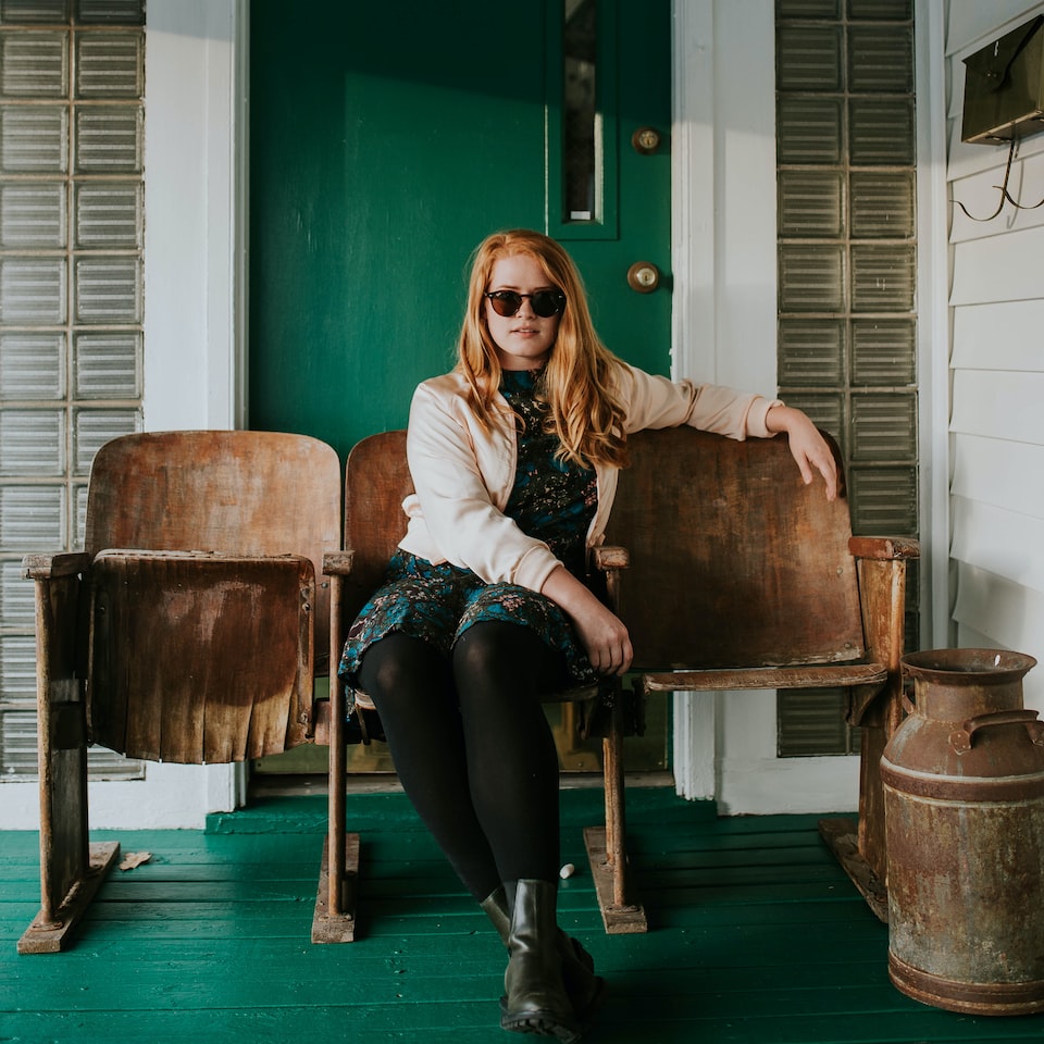 Lamb Chair Brass CD Blender - obrazek 1