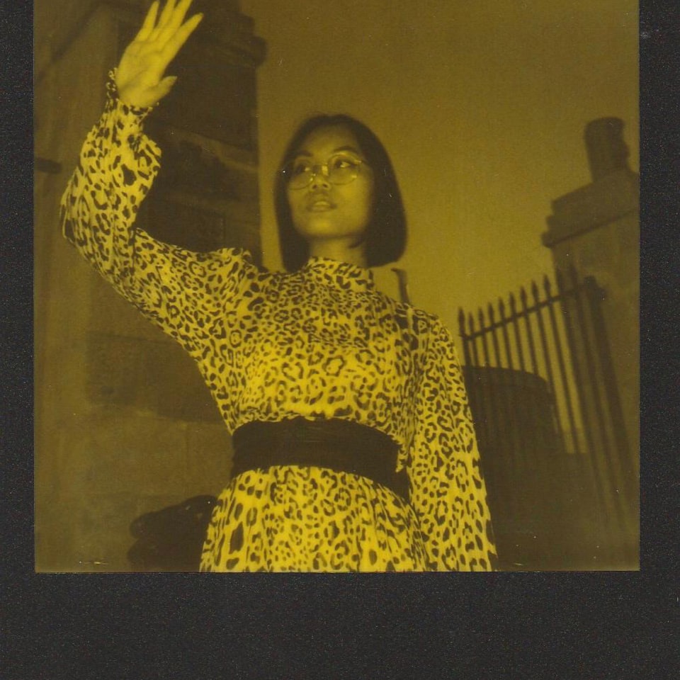 Car TV Bed Table Galaxy - obrazek 1